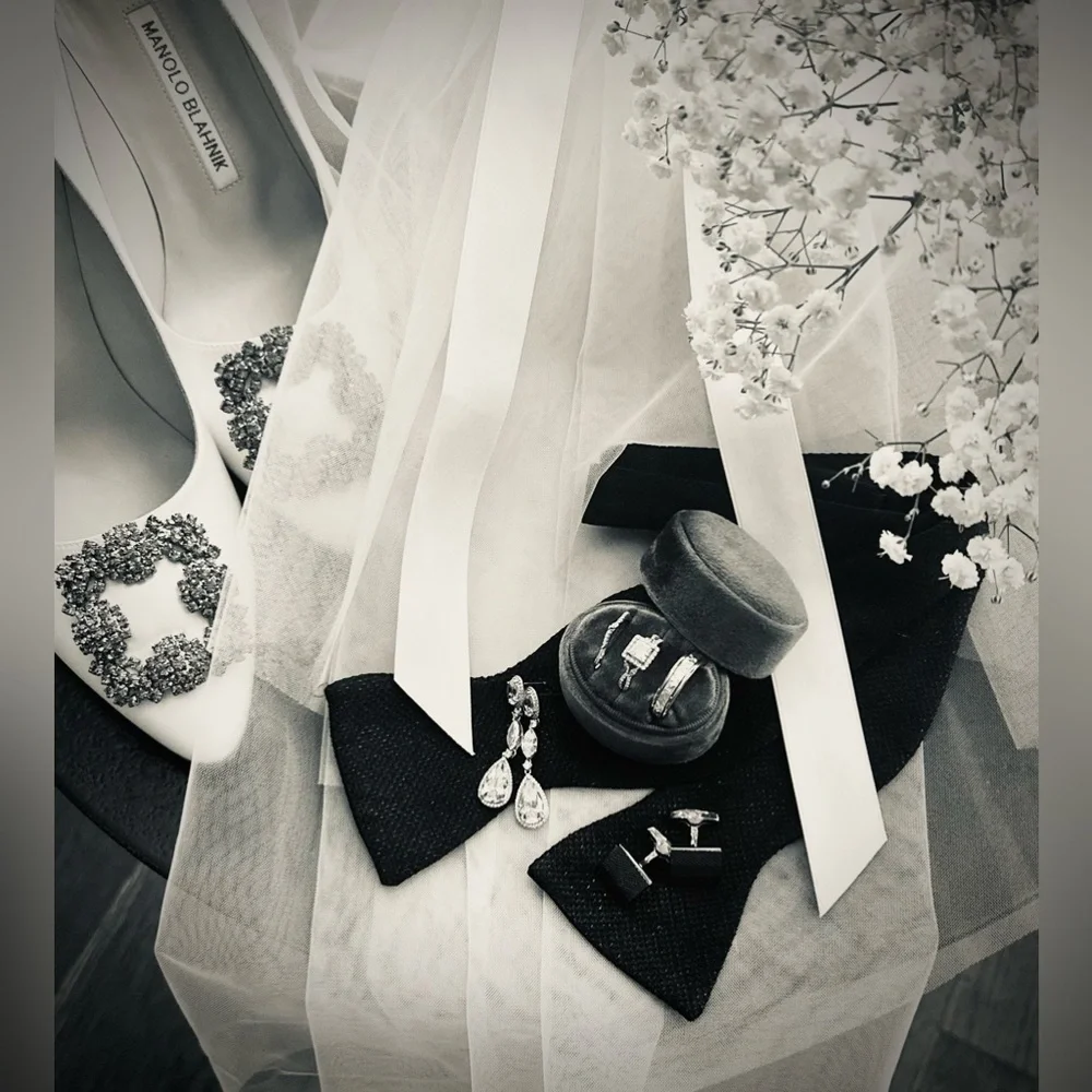 Satin wedding Manolo Blahnik-Hangisi 70 - Picture 7 of 7
